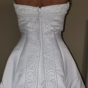 Wedding dress NWOT